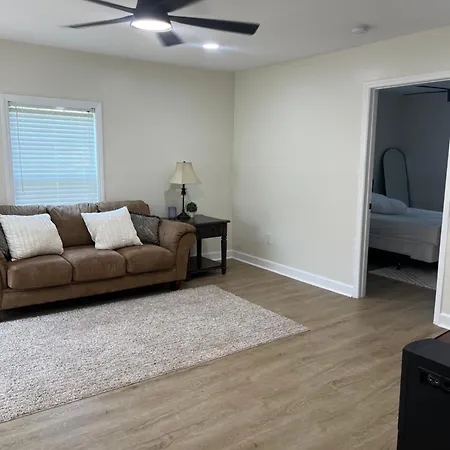 Newly Renovated Home Near Dt Anderson Exterior photo